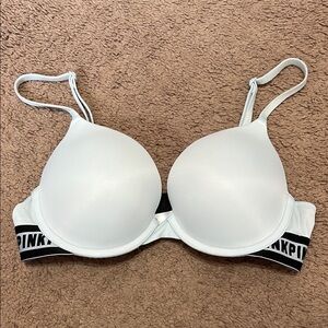 PINK Victoria's Secret White T-Shirt Bra with Seamless Molded Cups